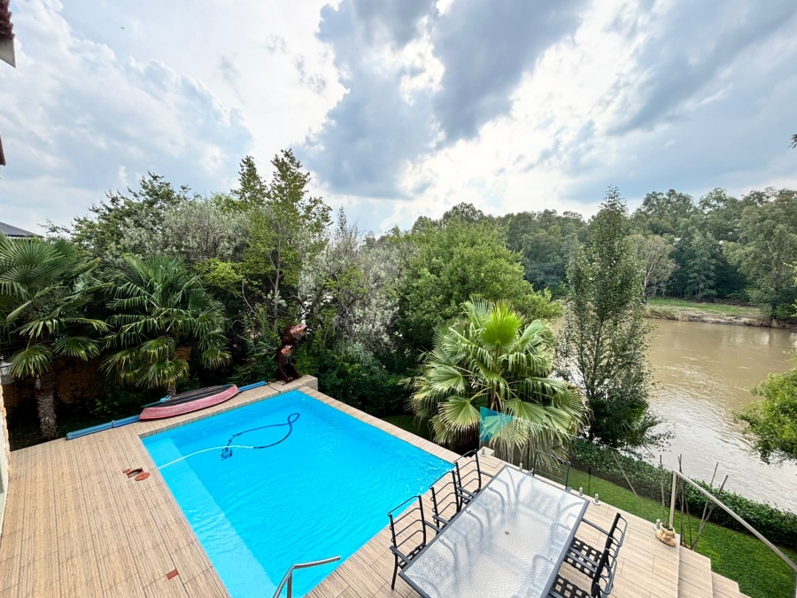 3 Bedroom Property for Sale in Vaal de Grace Golf Estate Free State